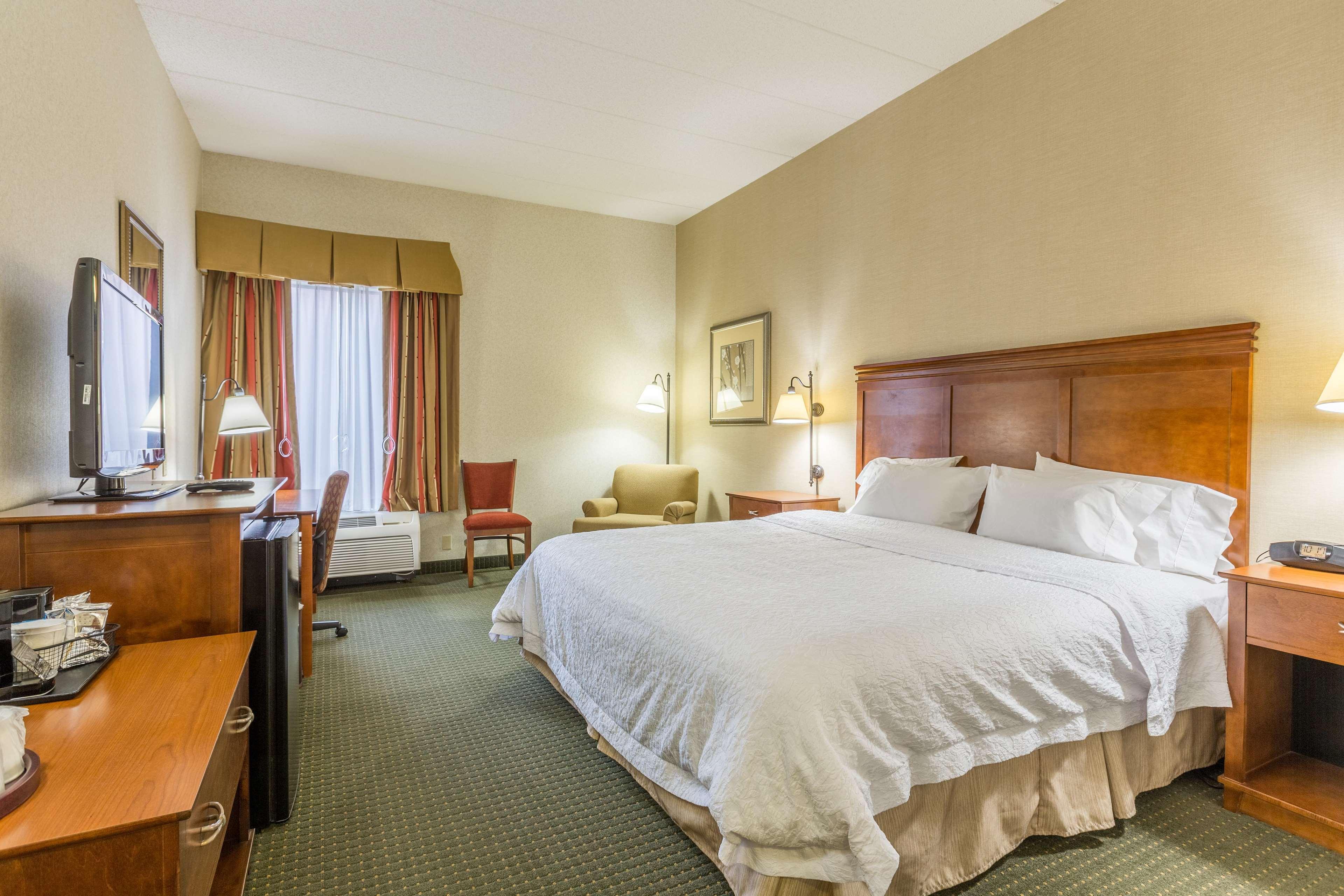 Hampton Inn Sidney Exterior photo