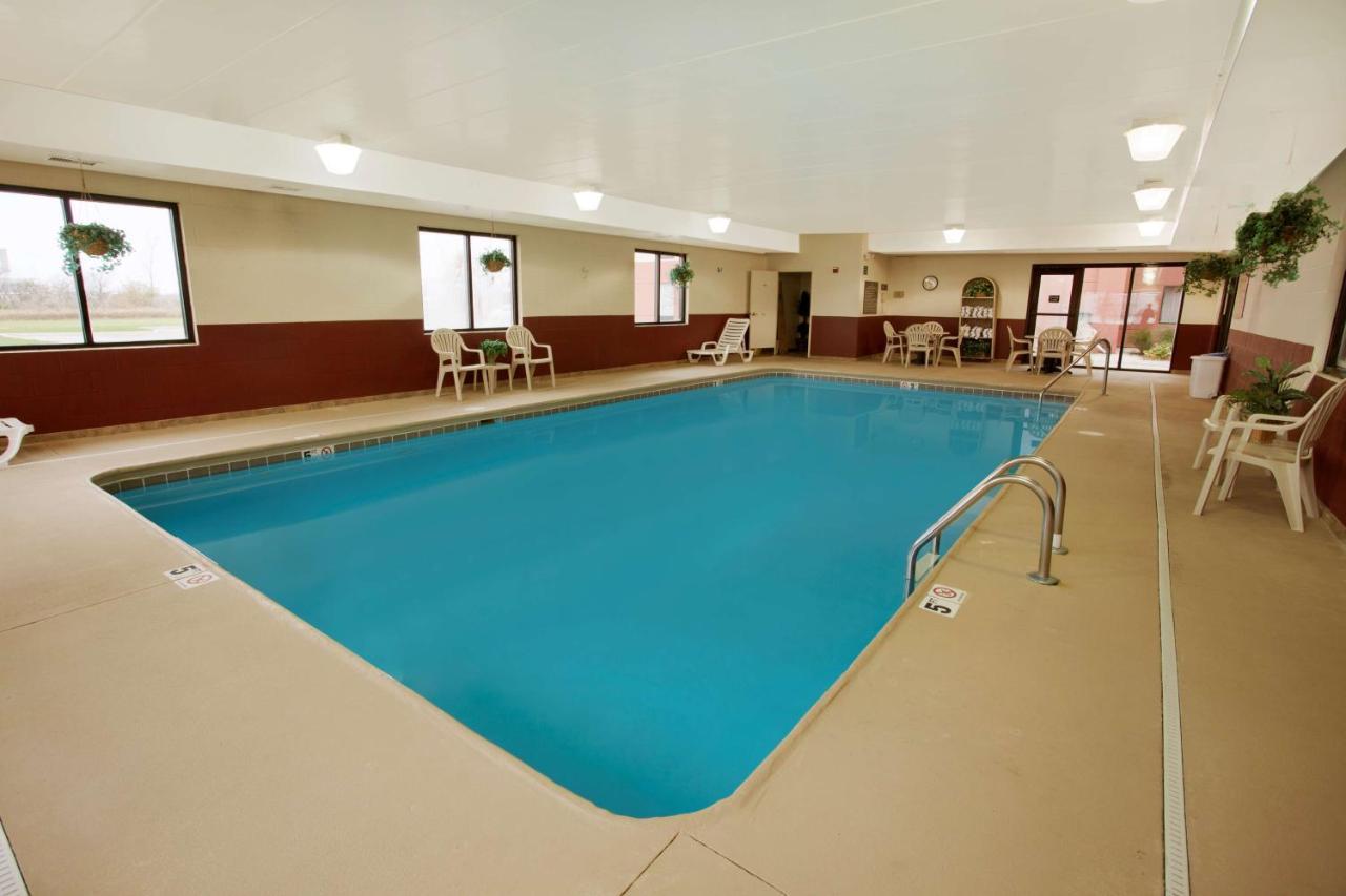 Hampton Inn Sidney Exterior photo