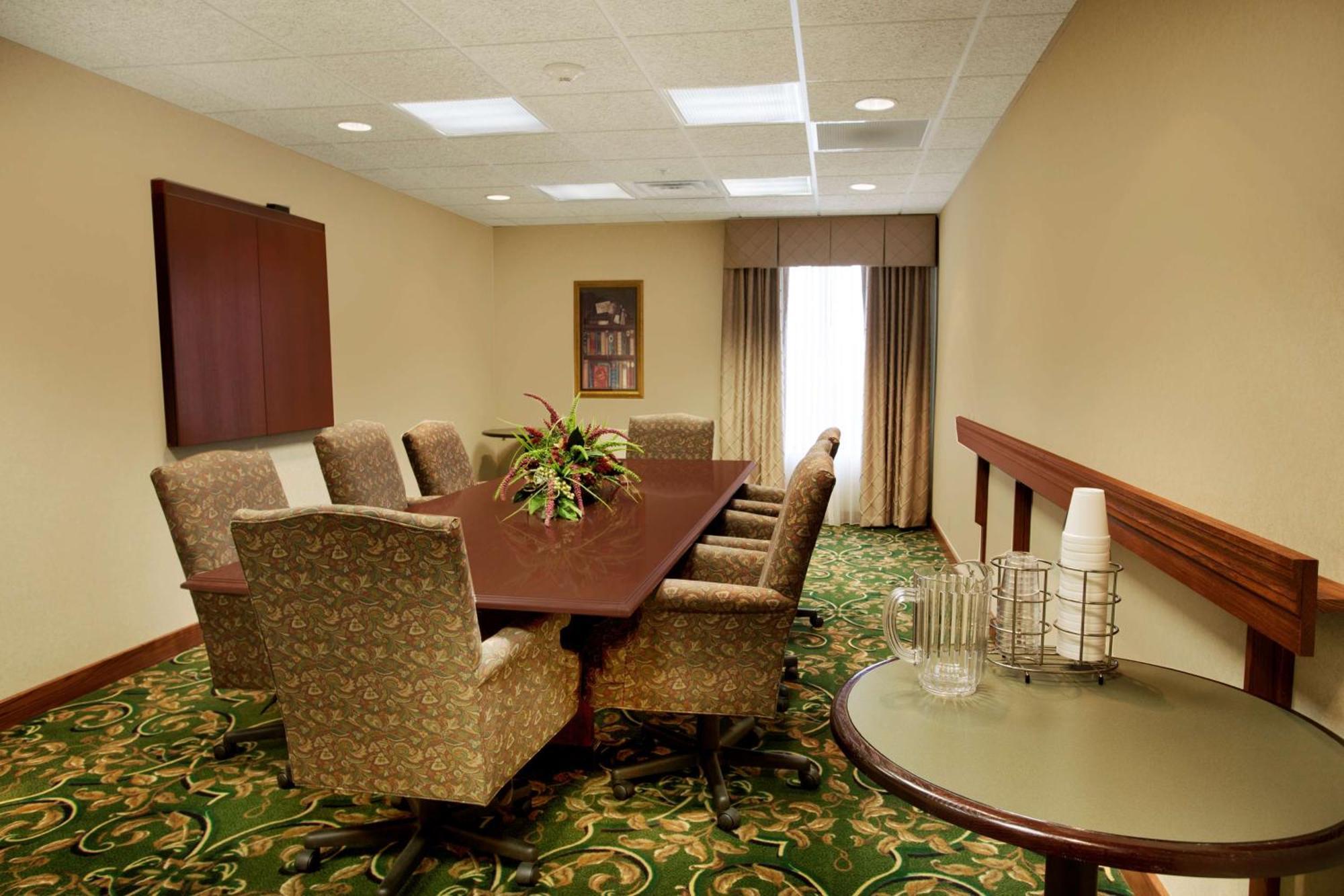 Hampton Inn Sidney Exterior photo