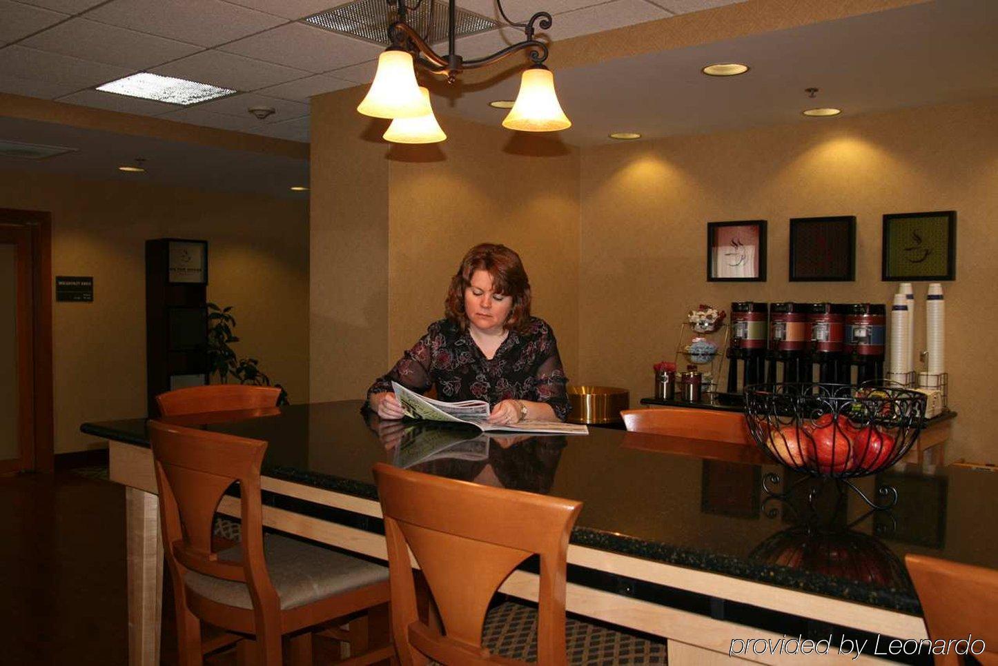 Hampton Inn Sidney Restaurant photo